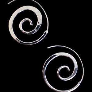 The Sterling Silver Swirl Earring
